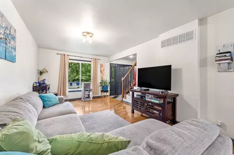 281 S Western Ave, Bartlett, IL 60103 photo 8