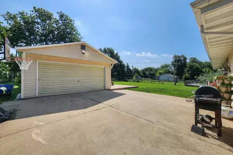 404 Standish Dr, Bloomington, IL 61704 photo 33
