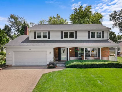 305 Bell Dr, Cary, IL 60013