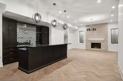 Living - 757 Kipling St, Deerfield, IL 60015 photo 6 of 6