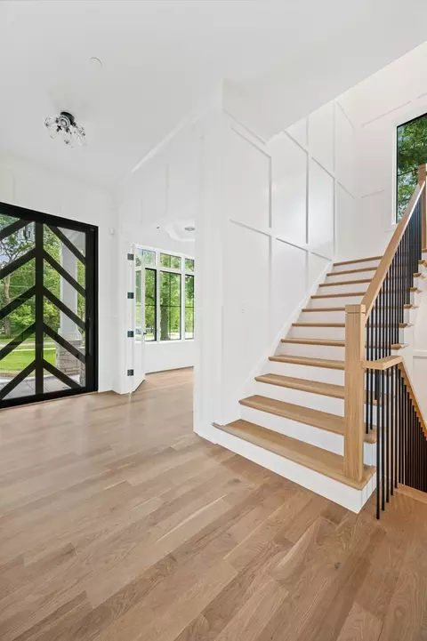 Entry Way - 757 Kipling St, Deerfield, IL 60015 photo 4 of 4