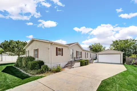 10721 W Gateway Dr, Frankfort, IL 60423