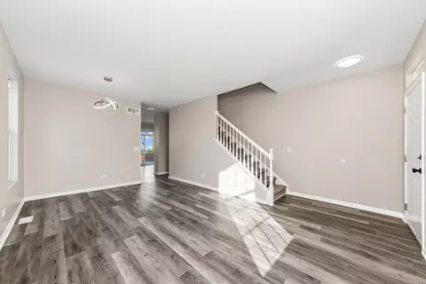 Living - 6407 Coyote Ridge Ct, Plainfield, IL 60586 photo 1 of 4