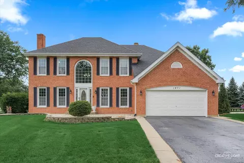 1471 Canter Ln, Bartlett, IL 60103