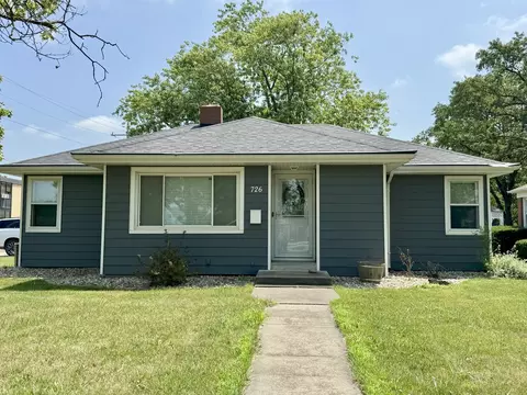 726 N Sangamon Ave, Gibson City, IL 60936