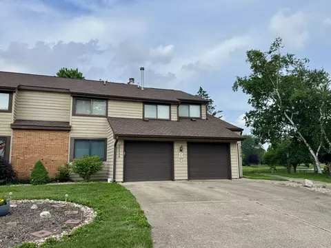 2114 Harbortown Cir #2114, Champaign, IL 61821