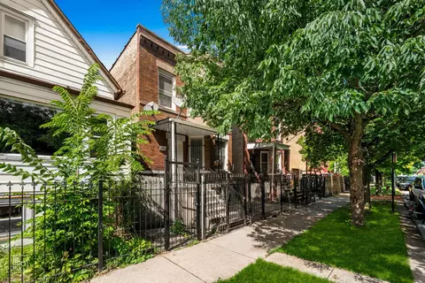 4138 W Potomac Ave, Chicago, IL 60651