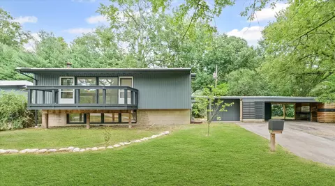 6 Shuman Cir, Urbana, IL 61801