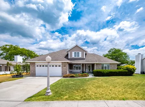308 Calla Dr, Manhattan, IL 60442