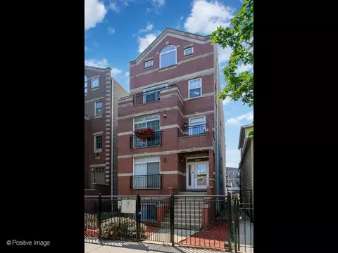 2840 N Damen Ave #2, Chicago, IL 60618