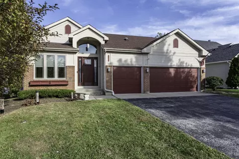3163 N Augusta Dr, Wadsworth, IL 60083