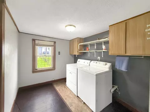 213 Main St, Leaf River, IL 61047 photo 7