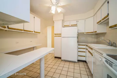 1500 Harbour Dr #1D, Wheeling, IL 60090 photo 9