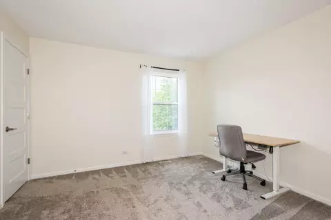 2111 Colonial St, Aurora, IL 60503 photo 16