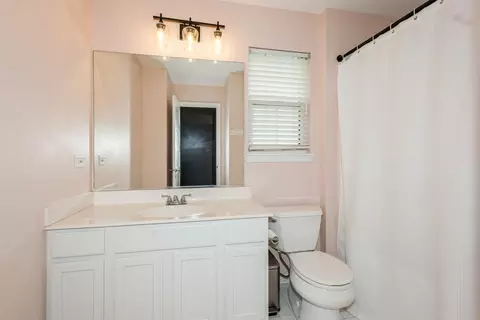 2111 Colonial St, Aurora, IL 60503 photo 17