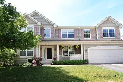 2467 W Autumn Dr, Round Lake, IL 60073