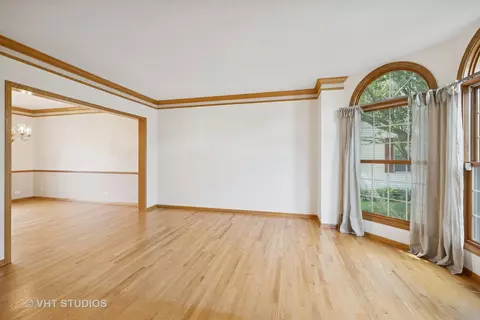 Living - 1971 Tunbridge Ct, Algonquin, IL 60102 photo 1 of 9