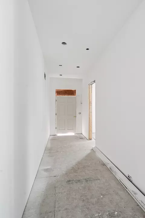 Entry Way - 6136 Bentley Ave, Willowbrook, IL 60527 photo 1 of 1