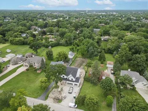 View/Area - 6136 Bentley Ave, Willowbrook, IL 60527 photo 1 of 5