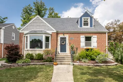 1100 S Greenwood Ave, Park Ridge, IL 60068