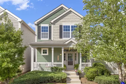 Exterior - 3627 Daisy Ln, Elgin, IL 60124 photo 2 of 5