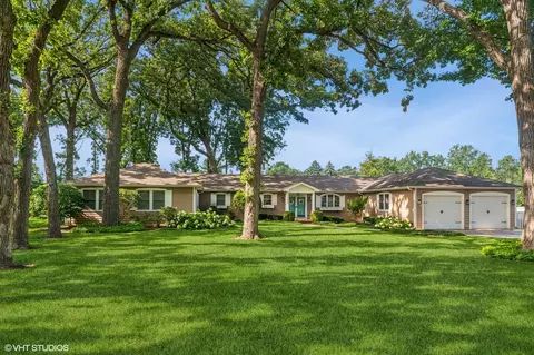 Exterior - 13380 W 21st St, Wadsworth, IL 60083 photo 3 of 20