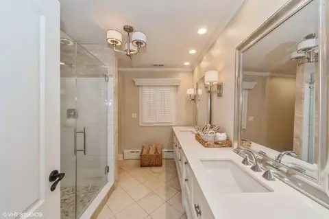 Bath - 13380 W 21st St, Wadsworth, IL 60083 photo 1 of 4