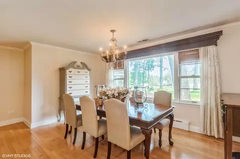 Dining - 13380 W 21st St, Wadsworth, IL 60083 photo 1 of 1