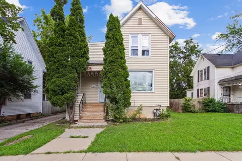 914 Garfield Ave, Belvidere, IL 61008