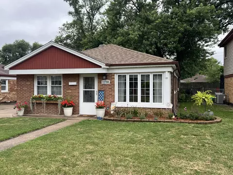 11700 Meadow Lane Dr, Merrionette Park, IL 60803