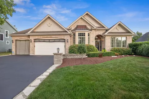1297 Corrigan St, Elburn, IL 60119