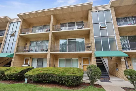 10314 S Komensky Ave #3C, Oak Lawn, IL 60453