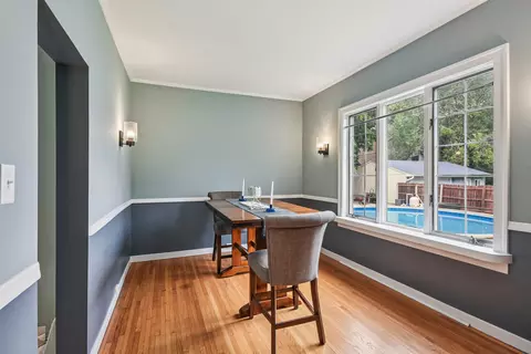 Dining - 402 E Van Buren St, Ottawa, IL 61350 photo 1 of 2