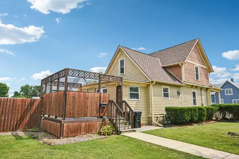 Other - 402 E Van Buren St, Ottawa, IL 61350 photo 1 of 7