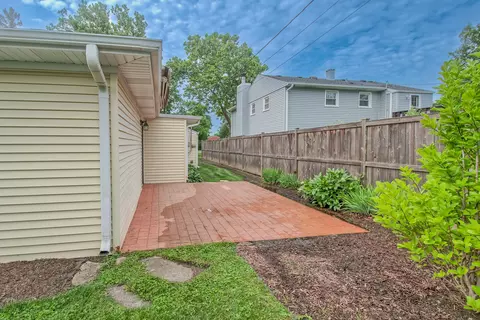 Exterior - 3715 Jay Ln, Rolling Meadows, IL 60008 photo 5 of 5