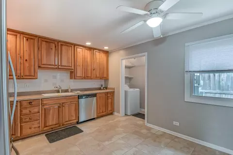 Kitchen - 3715 Jay Ln, Rolling Meadows, IL 60008 photo 1 of 2