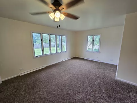 Living - 3620 Arthur Ter, Markham, IL 60426 photo 7 of 8