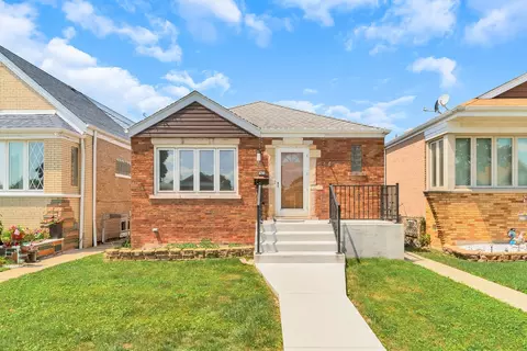 6748 S Kenneth Ave, Chicago, IL 60629