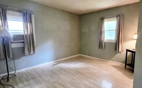 Bedroom - 508 N Carson Ave, Champaign, IL 61821 photo 1 of 2