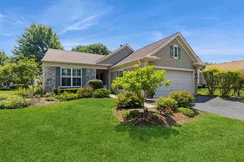 13233 Stonebridge Ln, Huntley, IL 60142