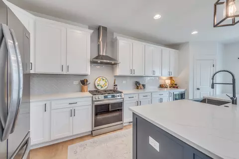 25320 W Alison Rd, Plainfield, IL 60586 photo 8