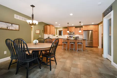 Dining - 755 Serenity Blvd, Normal, IL 61761 photo 2 of 10
