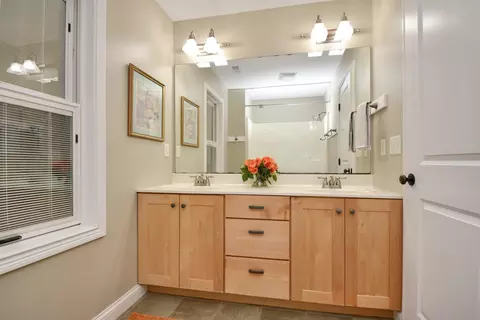 Bath - 755 Serenity Blvd, Normal, IL 61761 photo 13 of 18