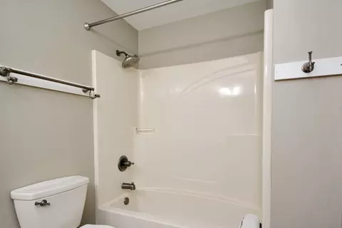 Bath - 755 Serenity Blvd, Normal, IL 61761 photo 15 of 18
