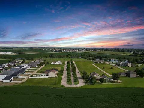 View/Area - 755 Serenity Blvd, Normal, IL 61761 photo 2 of 8