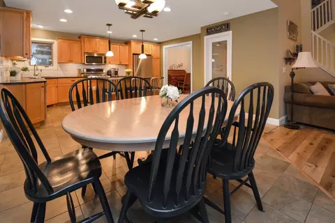 Dining - 755 Serenity Blvd, Normal, IL 61761 photo 5 of 10