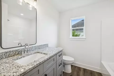 Bath - 735 Fox Trail Ter, Cary, IL 60013 photo 1 of 2