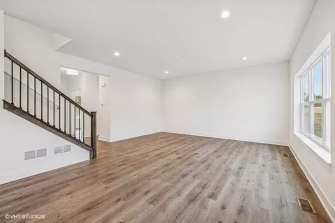 Living - 735 Fox Trail Ter, Cary, IL 60013 photo 1 of 2