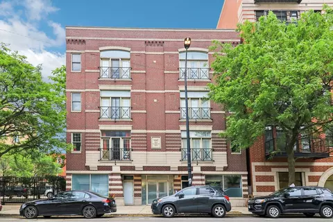 1347 W Washington Blvd #2D, Chicago, IL 60607