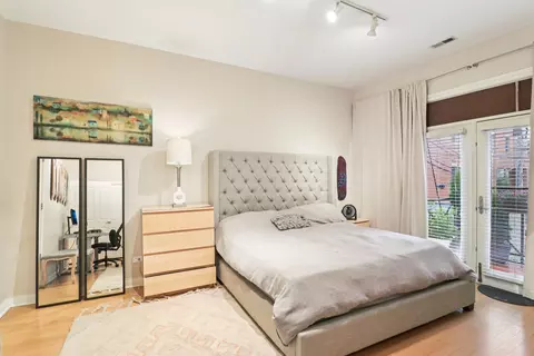 1347 W Washington Blvd #2D, Chicago, IL 60607 photo 8